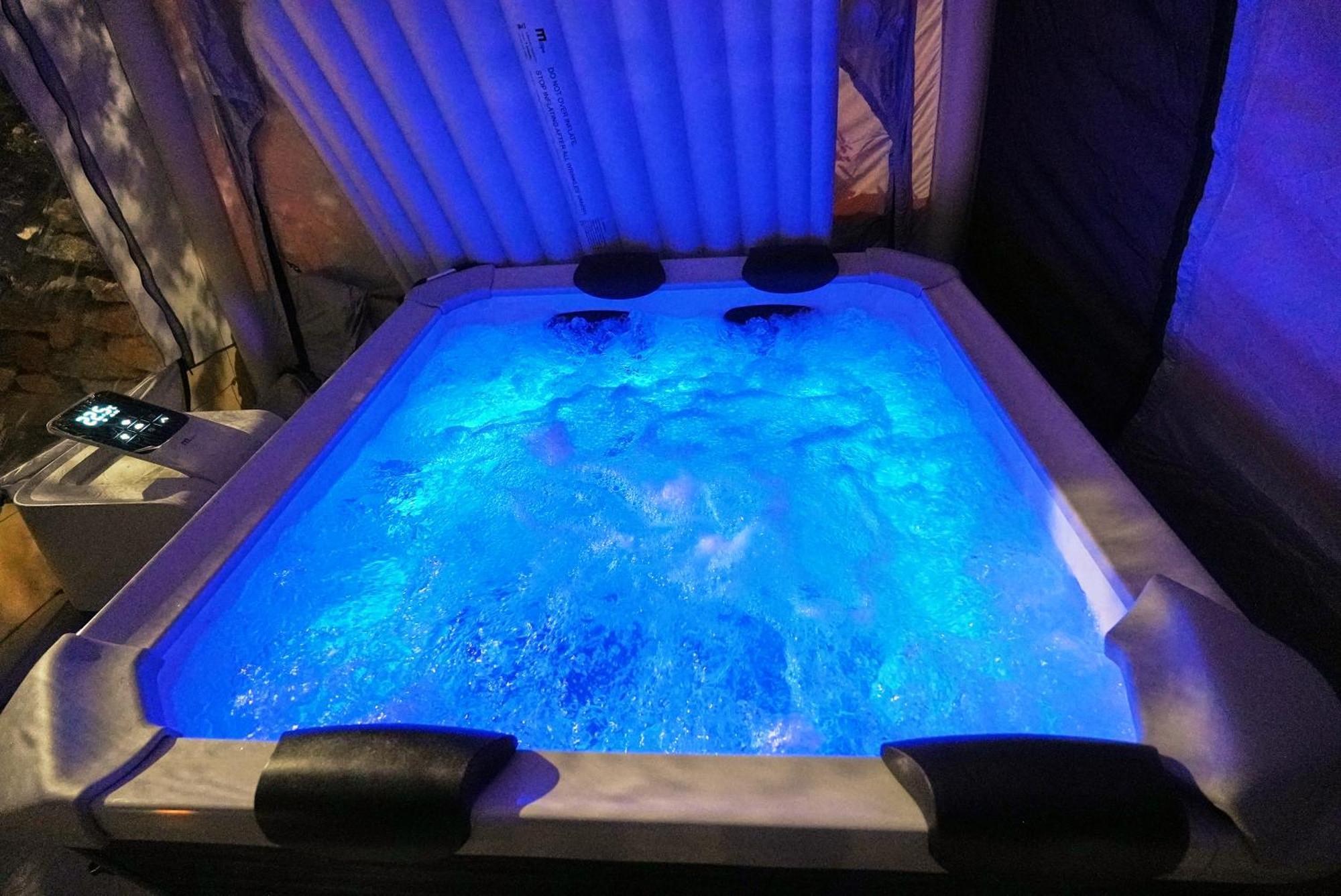 Aaa View Private Terrace Outdoor Heated Hot Tub Family Fun Villa Badalona Exterior foto